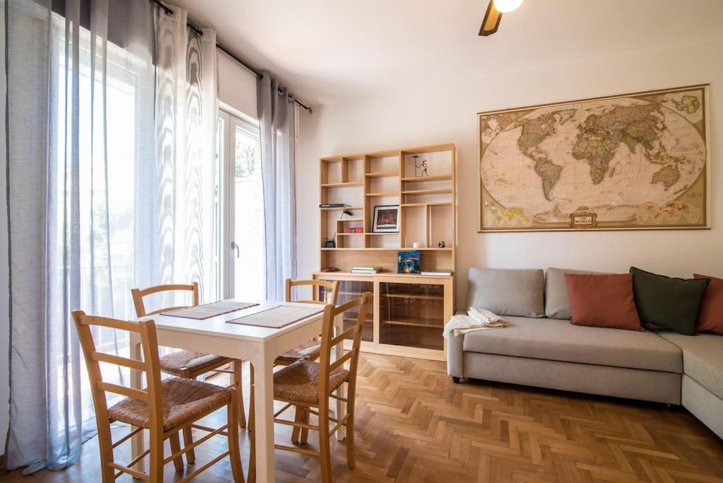 Enjoy Home - Bilocale Sulle Riviere A Due Passi Dalla Specola Padwa Zewnętrze zdjęcie